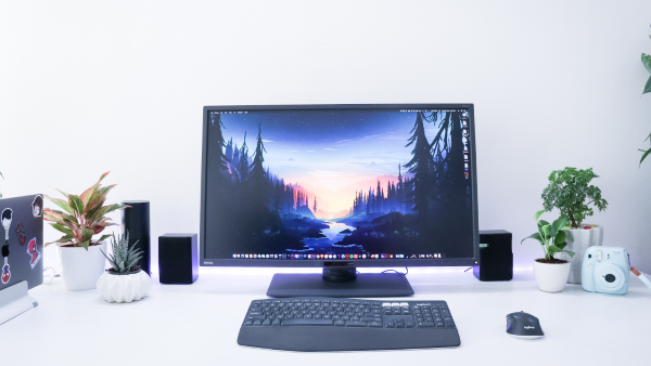 Desktop computer Desktop computer