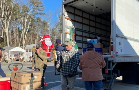 Rainbow Loads Donations from Vets
